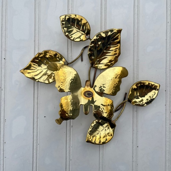 American Vintage Other - Vintage Brass Butterfly and Leaves Metal Wall Art Sculpture Gold Tone Decor
